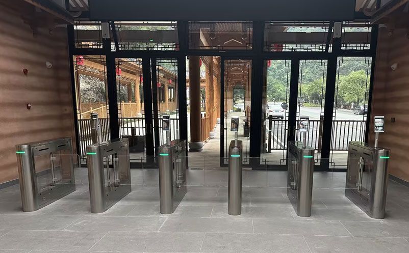 1724917351234649.jpg 1693547213967771.jpg